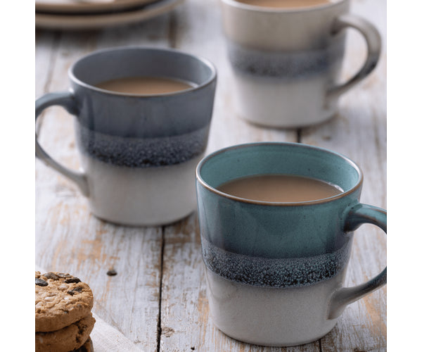 Reactive Fade Blue Mug with smooth gradient finish, perfect for hot beverages – available at Keans Claremorris.