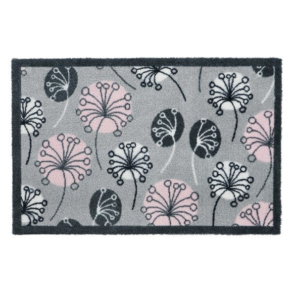 JVL Mega Mat Dandelion Seeds 50x75cm, absorbent indoor door mat with soft pink-grey design, non-slip foam back – Keans