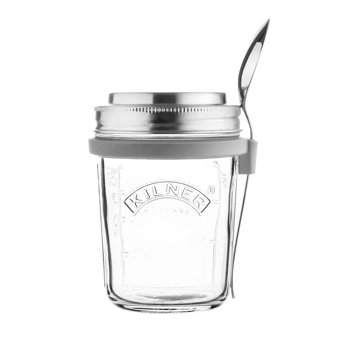 Kilner Breakfast Jar Set with glass jar, stainless steel spoon, silicone holder, recipe booklet – eco-friendly gift by Keans