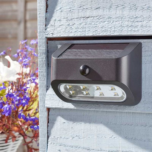 Premier Wall, Fence & Post Light 4pk, 10L, wire-free, super bright, 7.5x9cm, ideal for patios & entrances - Keans Claremorris