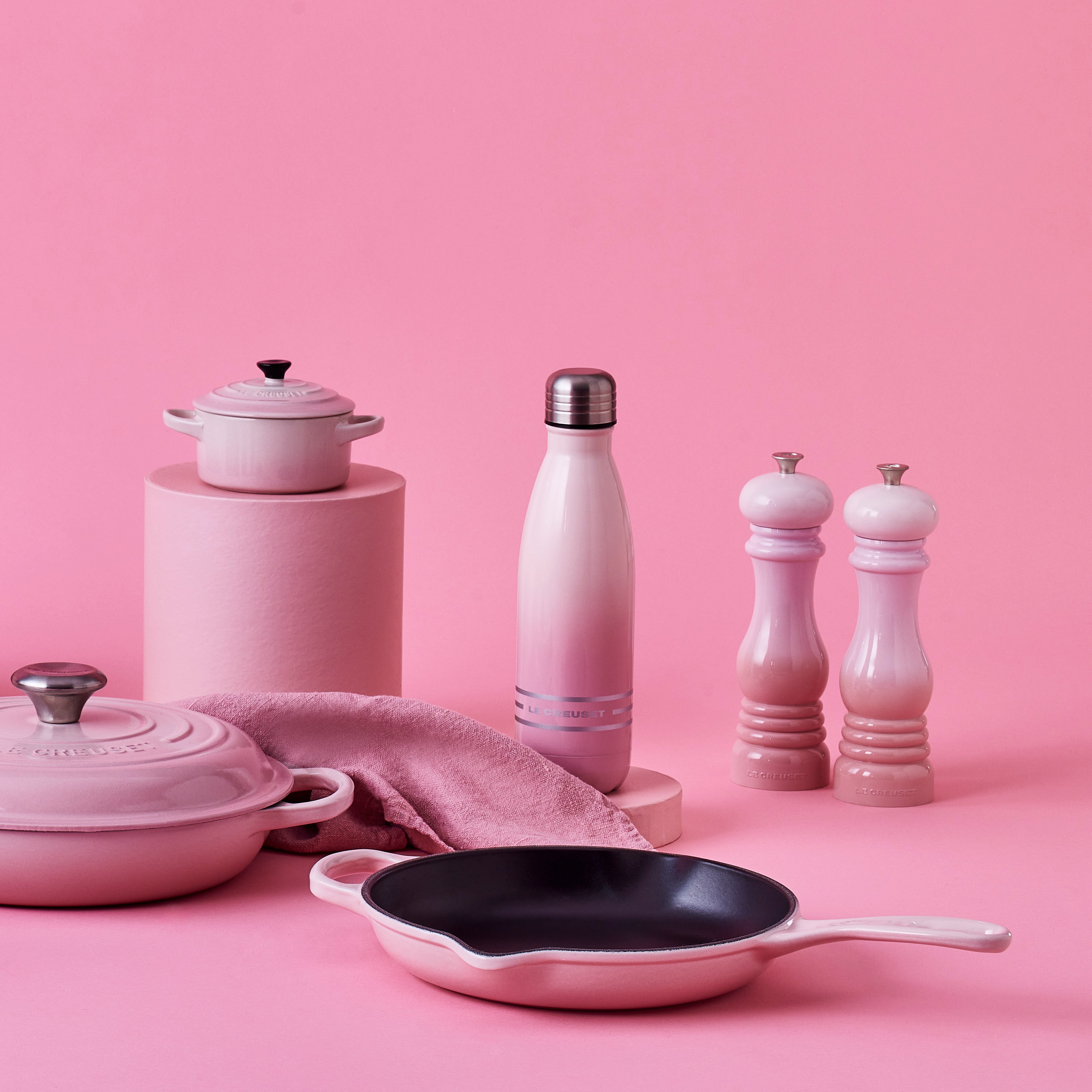 Le Creuset Classic Pepper Mill Shell Pink