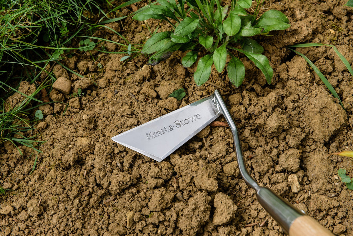 Kent & Stowe Stainless Steel 3 Edge Hoe with ergonomic handle, durable blade – available at Keans Claremorris.