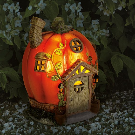 Fairy Garden Humpkin House with solar-powered color changing and warm white lights, auto-illuminates at night – Keans