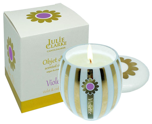 Julie Clarke Objet d’Or 150g candle in violet & cedarwood, porcelain jar with 22ct gold, vegan, eco-friendly – Keans