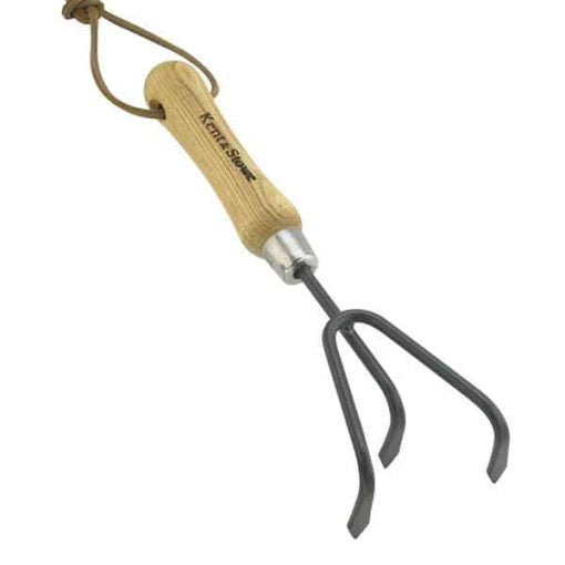 Kent & Stowe Carbon Steel 3 Prong Cultivator with ergonomic ash wood handle for easy soil cultivation – Keans Claremorris