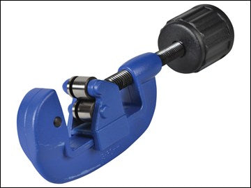 Faithfull PC330 pipe cutter 3-30mm, precise, durable, ergonomic plumbing tool, available at Kean’s Claremorris. – online at