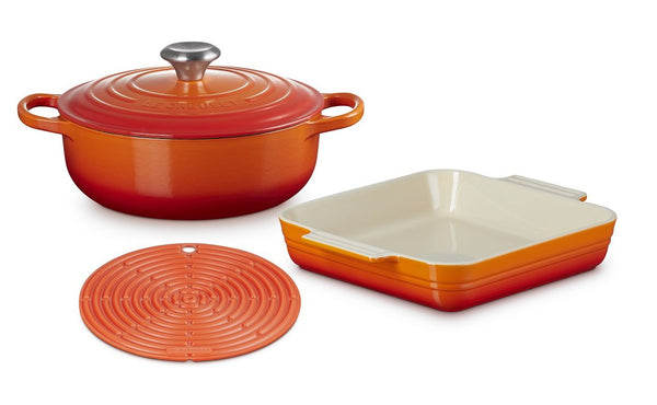 Le Creuset 3 Pce Mixed Set,  Cast Iron Sig 24cm,Square 23cm & Silicone 20cm Cool Tool, Volcanic