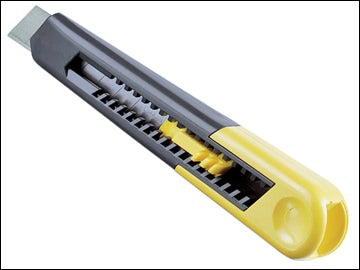 Stanley SM18 18mm Snap-Off Blade Knife with impact-resistant ABS body, multi-position slide, pocket clip - Keans Claremorris