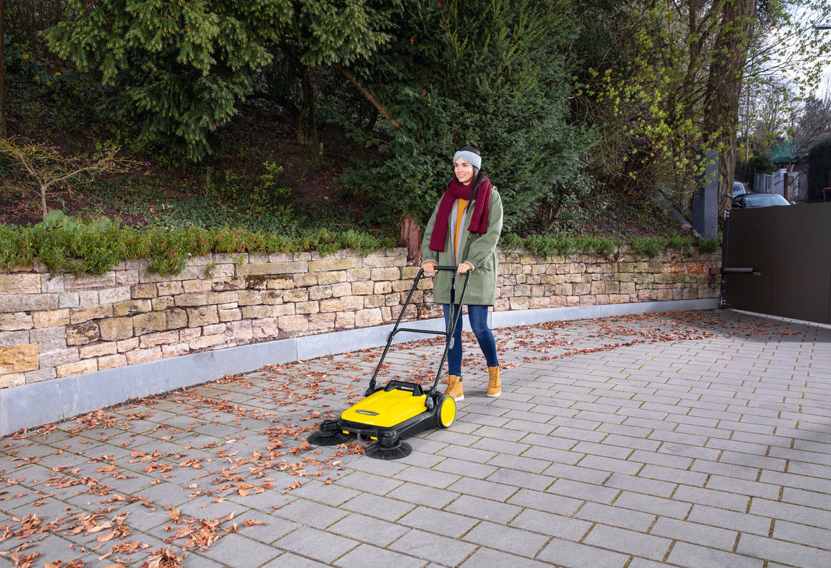 Kärcher Push Sweeper S4 Twin with dual brushes for efficient cleaning, available at Keans Claremorris.