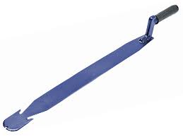 Faithfull Slater’s Ripper with flexible steel blade and PVC grip for slate removal, available at Kean’s Claremorris. –