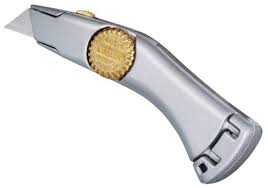 Retractable Blade Heavy-Duty Titan Trimming Knife with aluminum body, brass lock, 3 blades - Keans Claremorris