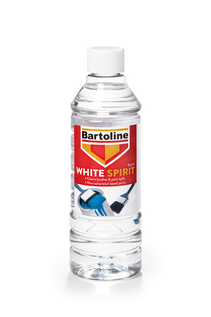 Baroline White Spirits 500ml bottle, high-quality solvent for cleaning and thinning, available at Keans Claremorris.