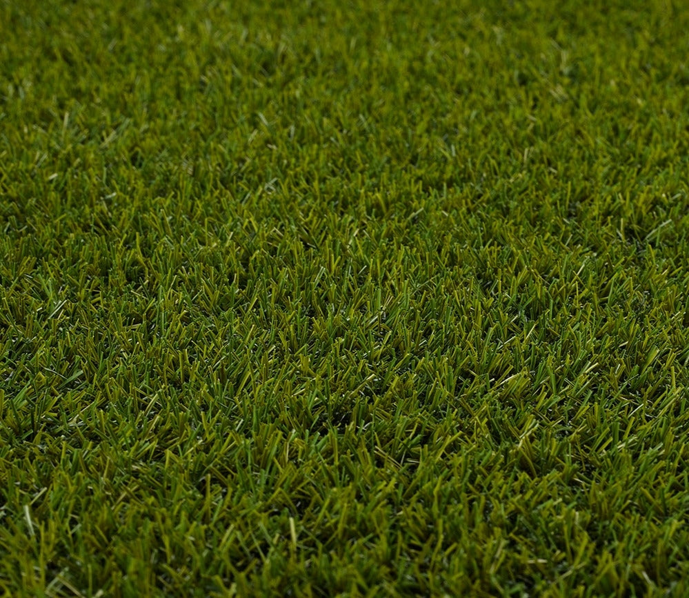 Maple Artificial Grass Roll 2.4m x 2.4m 30mm Pile
